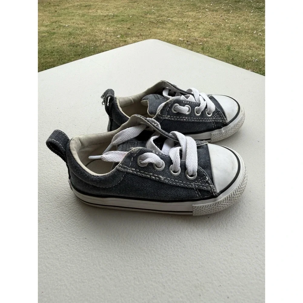 Converse Chuck Taylor Blue Leather All Star Infant/Toddler‎ Shoes Size 7. #1-40